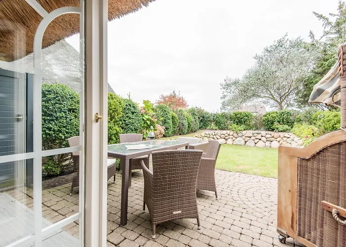 Gartensuite-west-kamin-sauna-pool-garten *