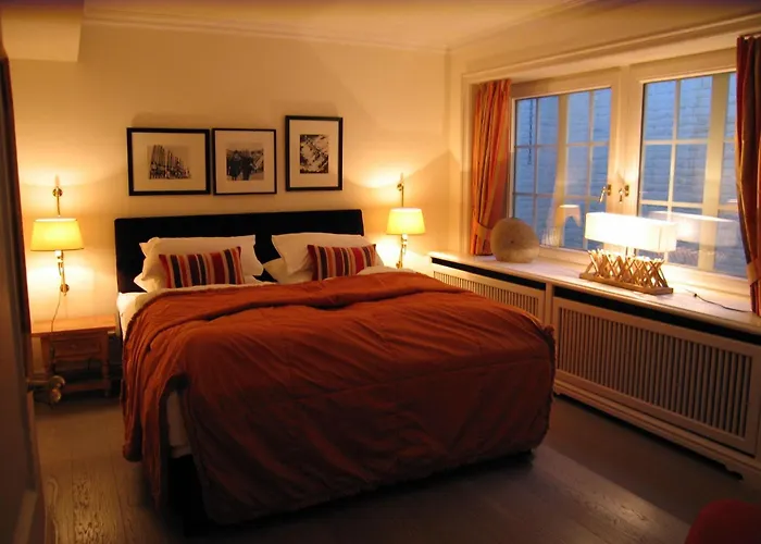 Gartensuite-west-kamin-sauna-pool-garten Lägenhet *